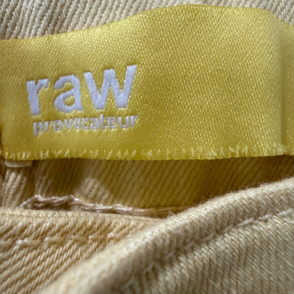 High Rise Yellow Jeans - Picture 5 of 8